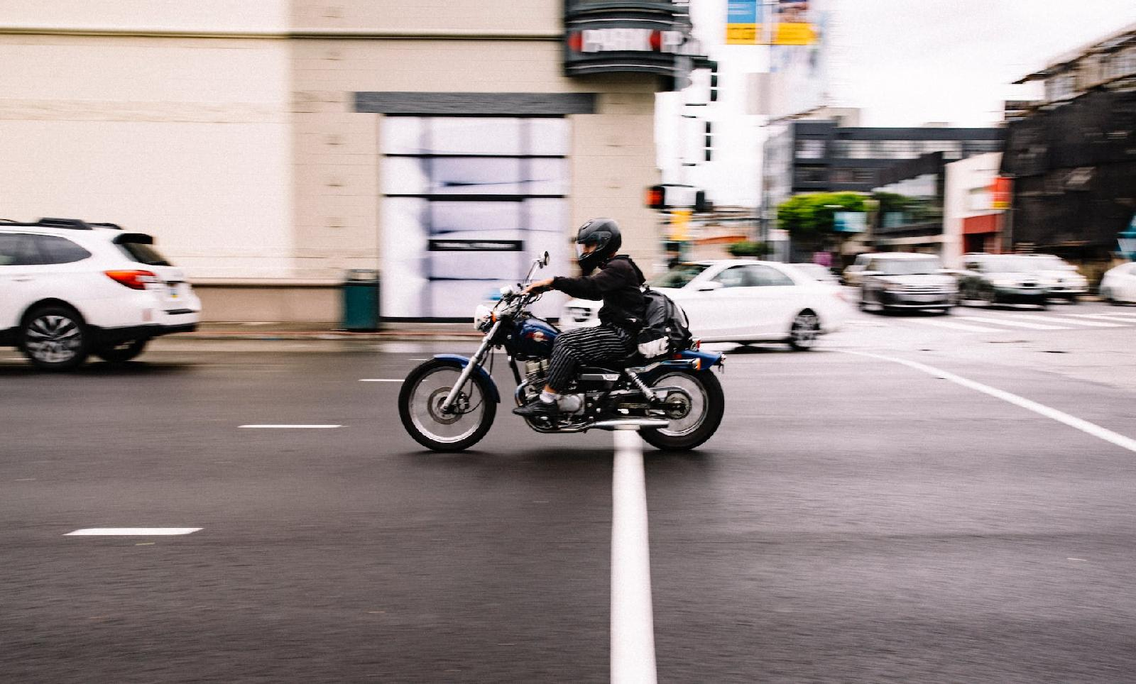 Les atouts d’opter pour une moto plutot qu’une voiture